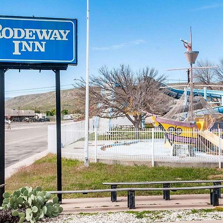 Rodeway Inn Whites City Extérieur photo