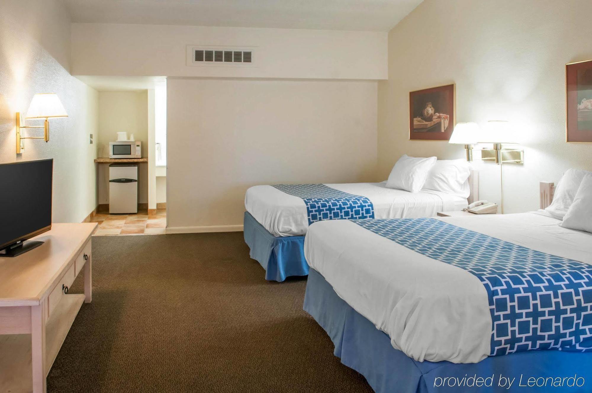 Rodeway Inn Whites City Extérieur photo